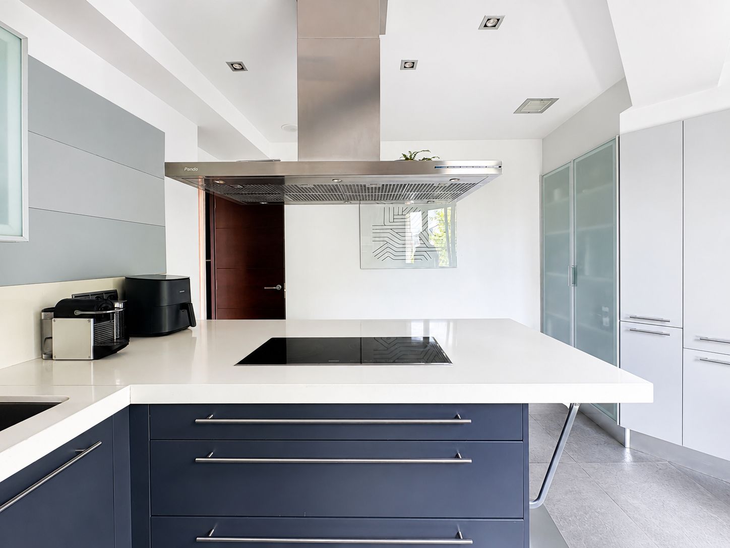 Exclusiva vivienda en Plaza los Fueros de Vitoria