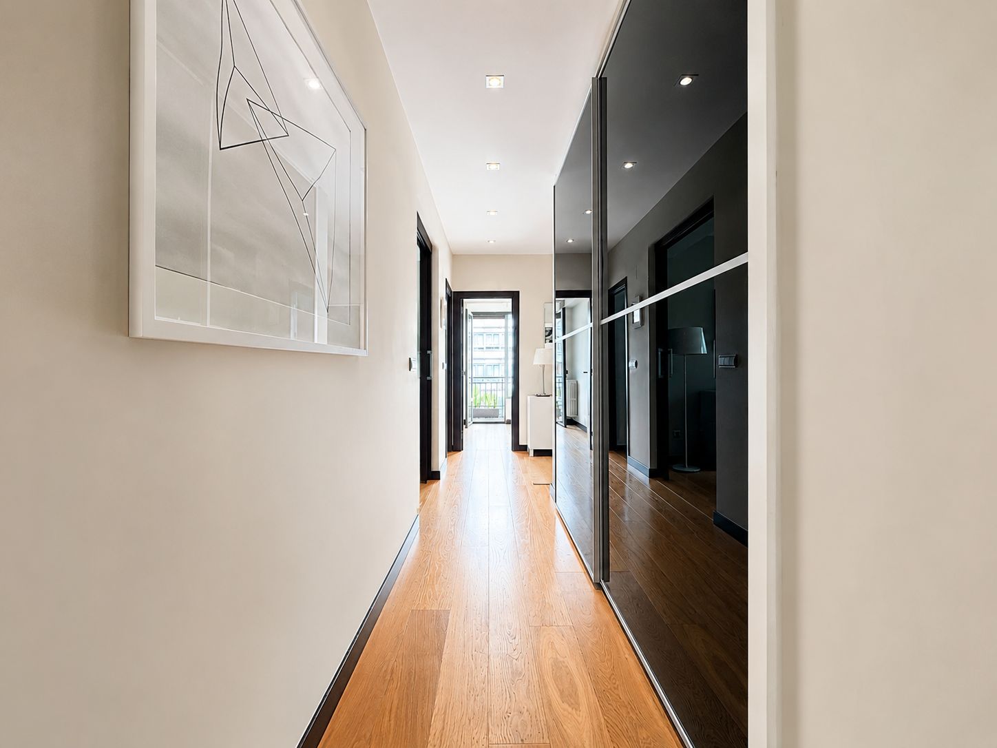 Exclusiva vivienda en Plaza los Fueros de Vitoria