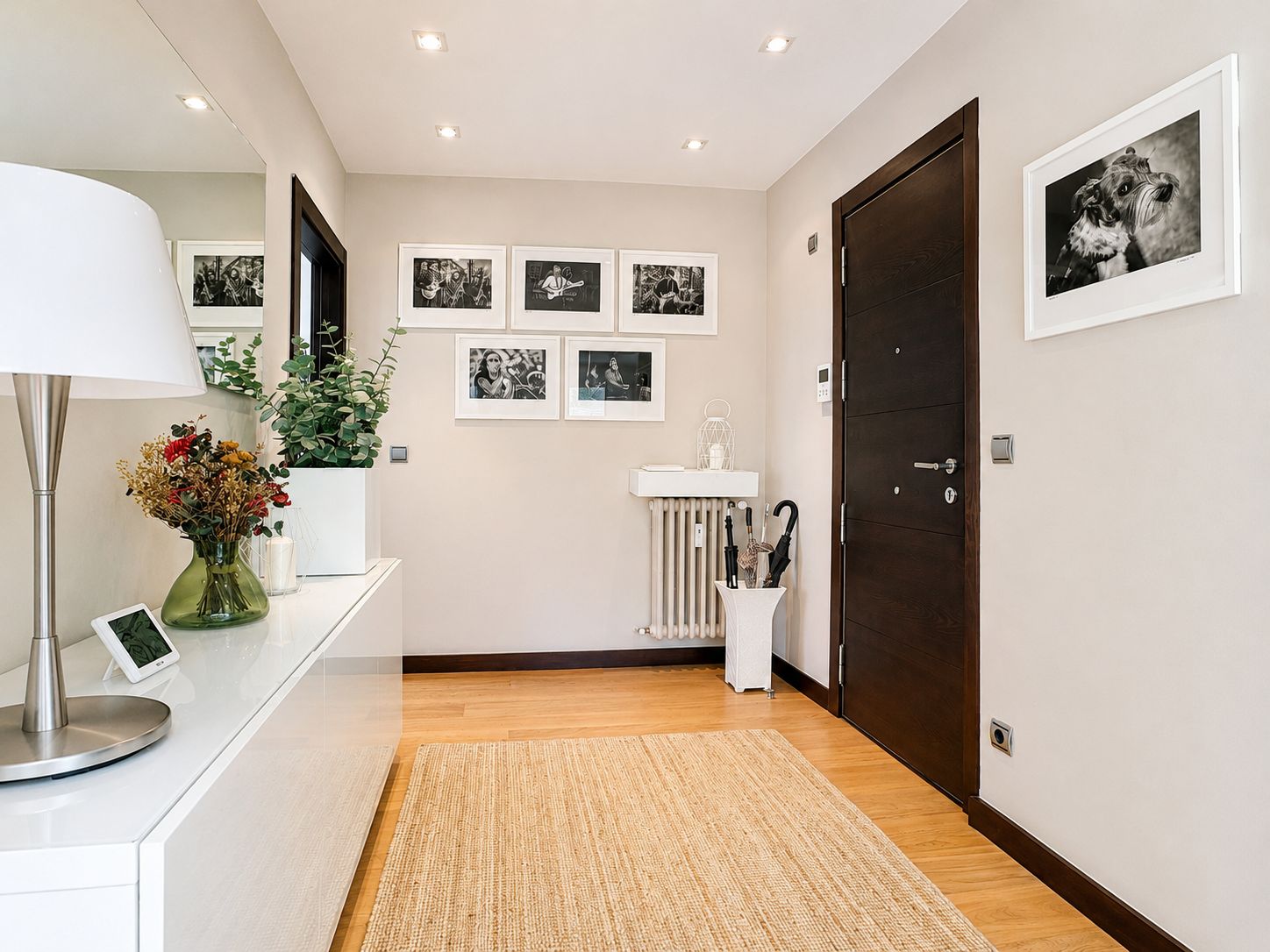 Exclusiva vivienda en Plaza los Fueros de Vitoria