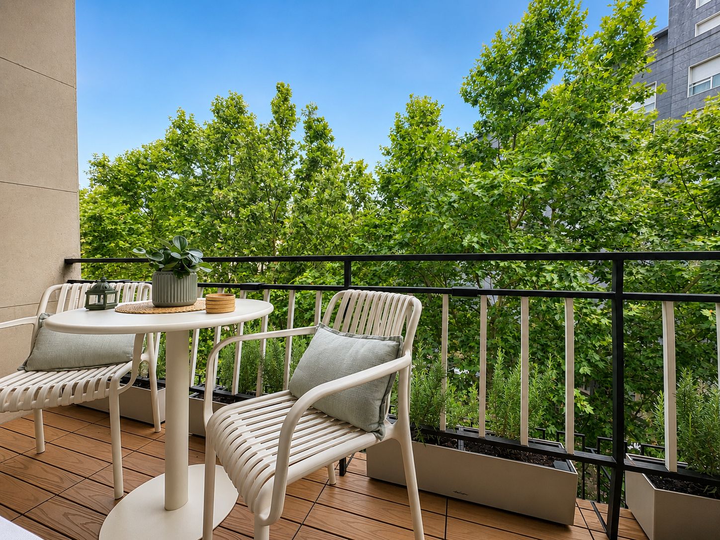 Exclusiva vivienda en Plaza los Fueros de Vitoria