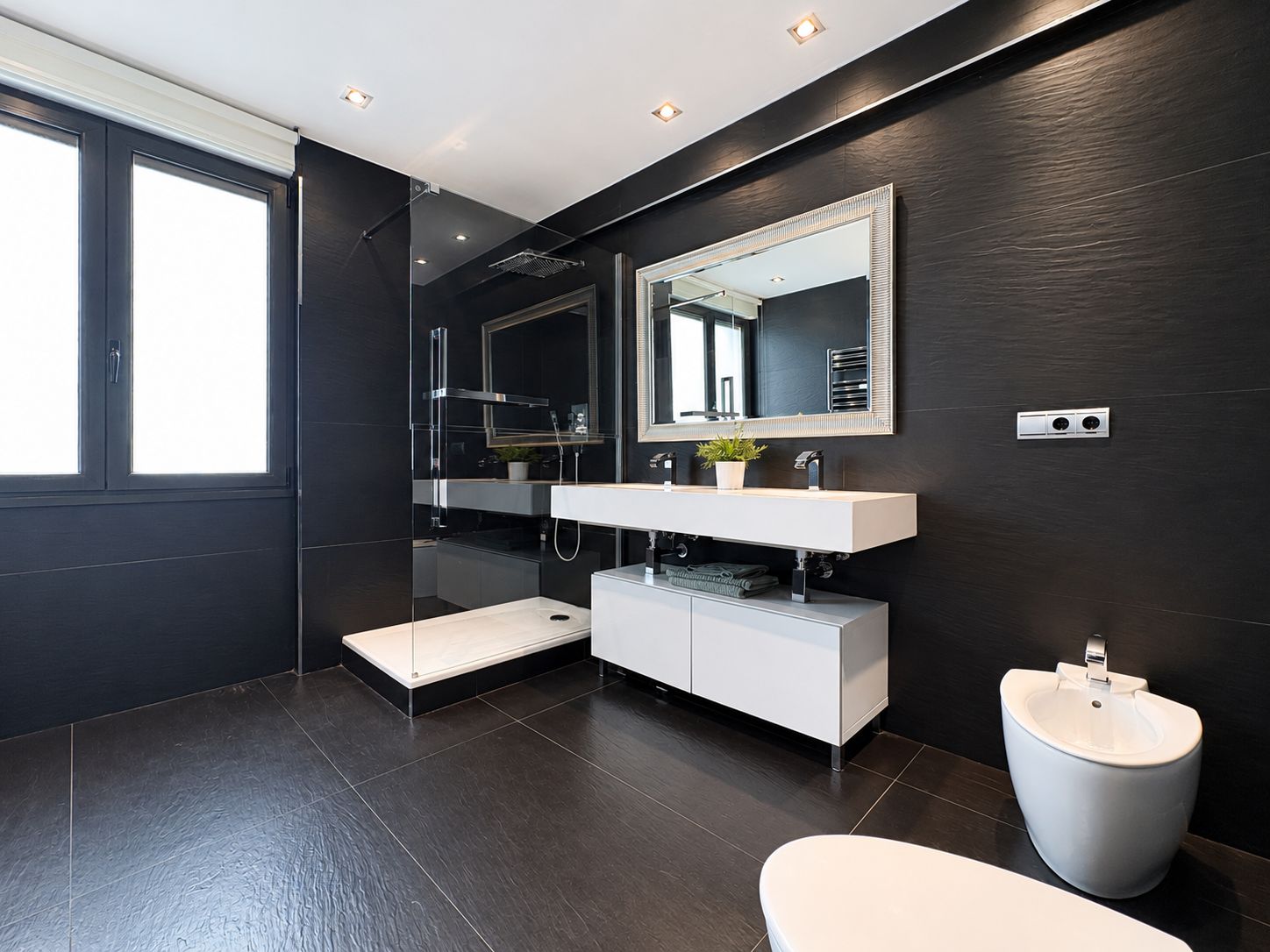 Exclusiva vivienda en Plaza los Fueros de Vitoria